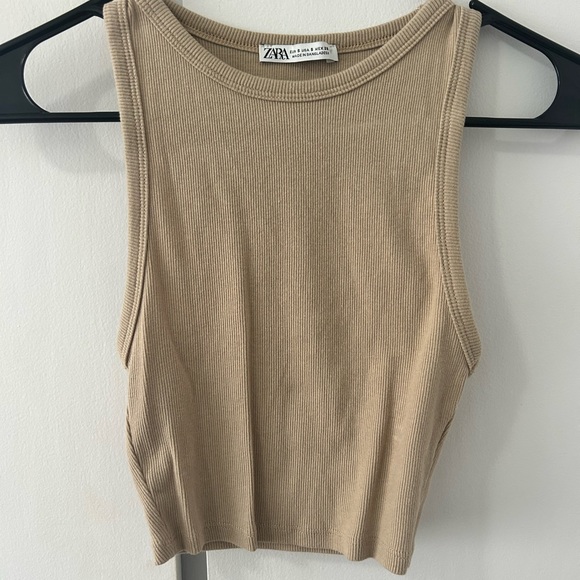 Basic Zara tank - Picture 1 of 3